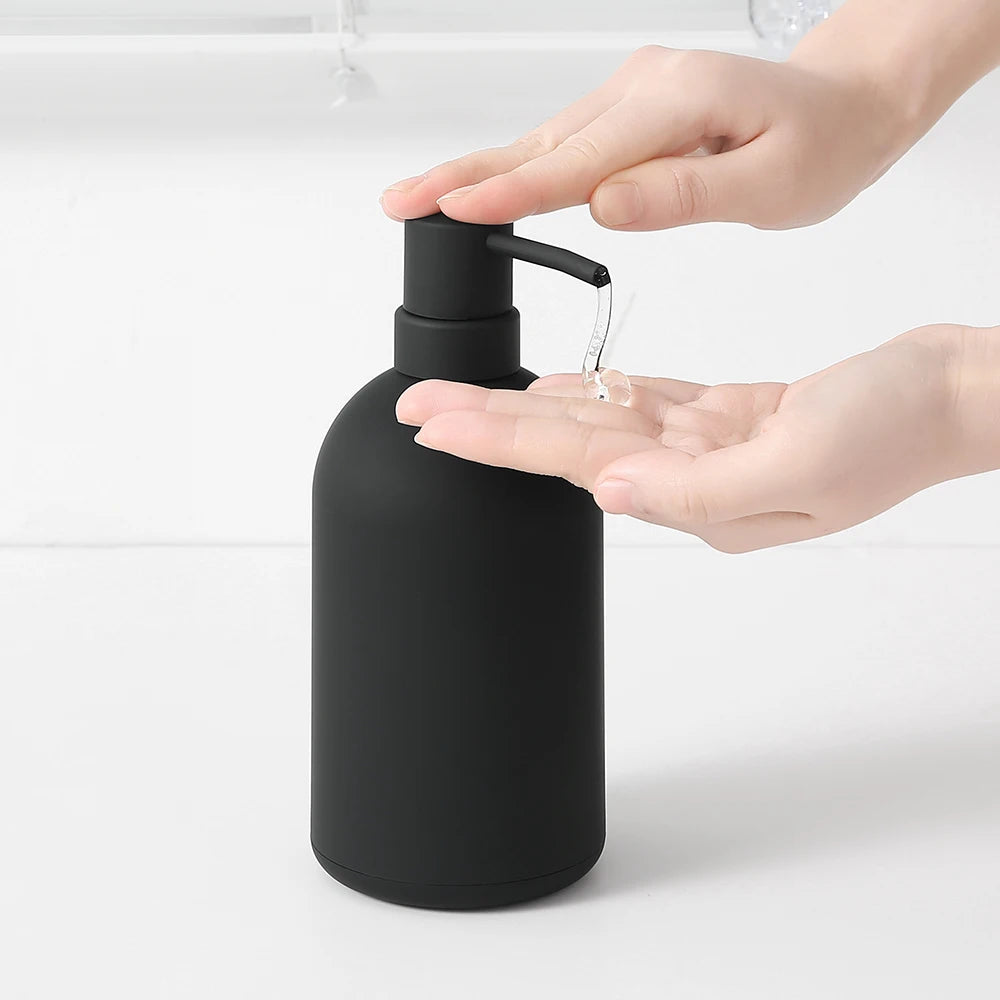 Matte Black Soap Dispenser - 16oz